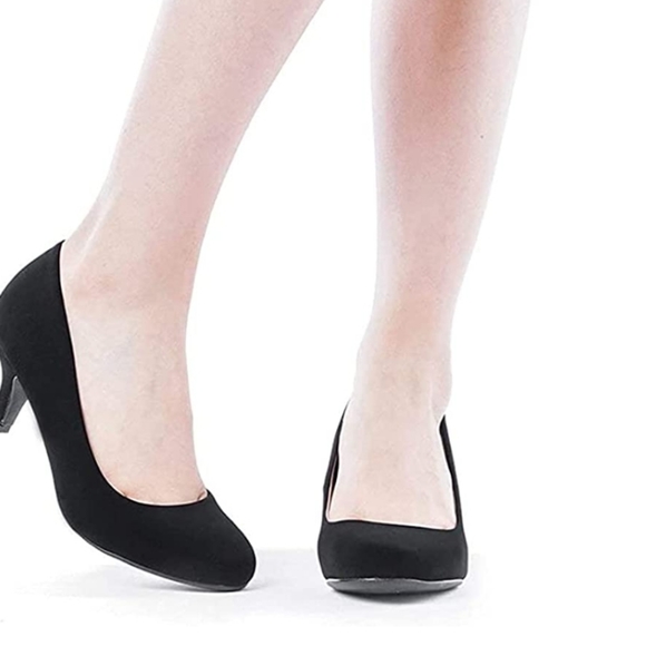 Low Heels - Picture 3 of 4